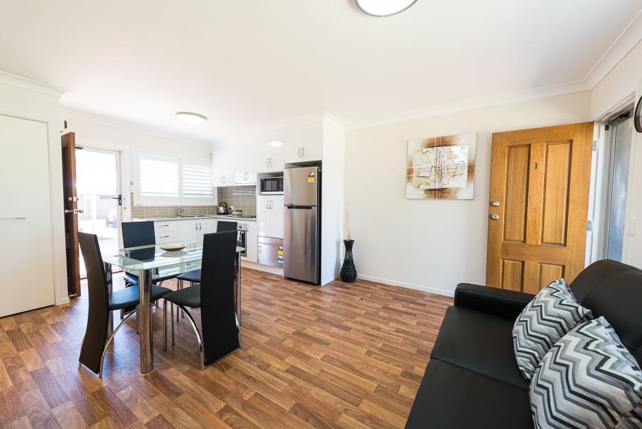 Bottletree Apartments On Garget Тувумба Номер фото