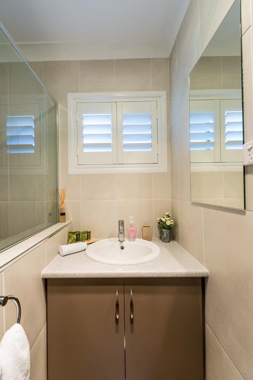 Bottletree Apartments On Garget Тувумба Номер фото