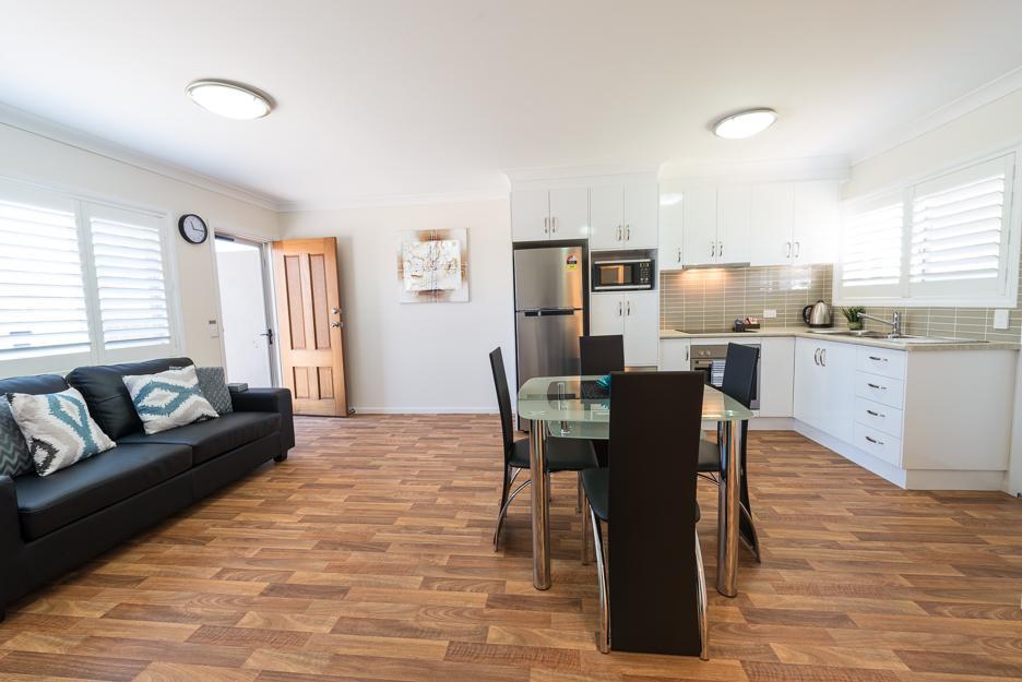 Bottletree Apartments On Garget Тувумба Номер фото